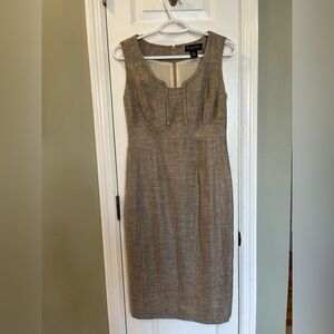 🎉 4 for 45 🎉 Brooks Brother Beige Sleeveless lined linen and silk dress bin1